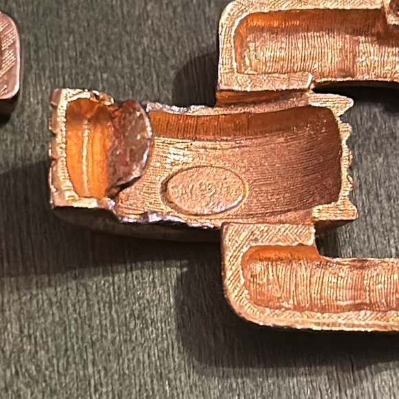 Vintage Gay Boyer Square Goldtone Belt Buckle - 2 Pieces - Picture 3 of 6